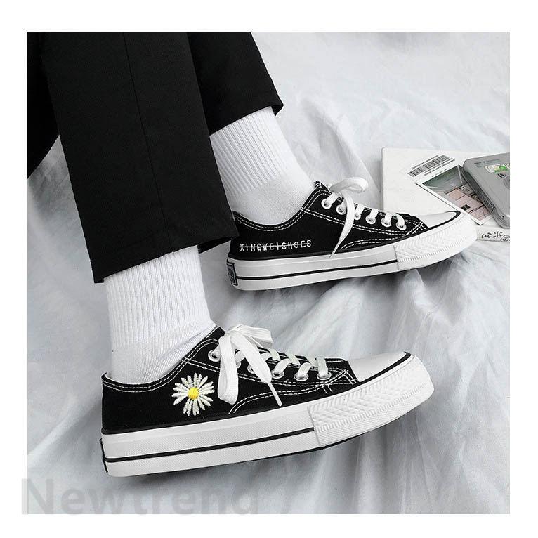 春夏 スニーカー レディース 靴 ローカット 軽い 歩きやすい 刺繍花 痛くない シューズ 美脚 軽量通気 キャラクター キャンバス おしゃれ Ladysh0299 Newtrend 通販 Yahoo ショッピング