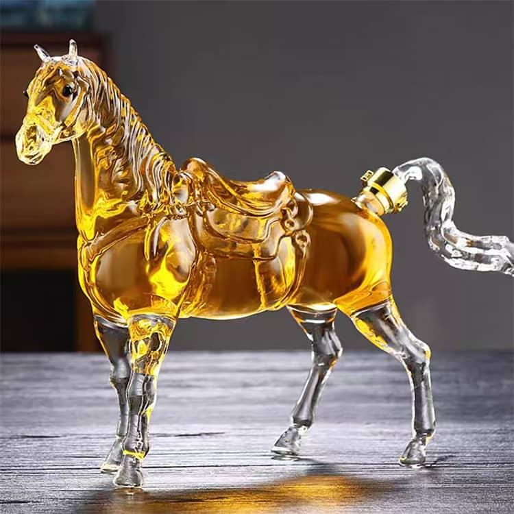 デキャンタ ウイスキーボトル ガラス 馬 馬型ガラスボトル アハルテケ 