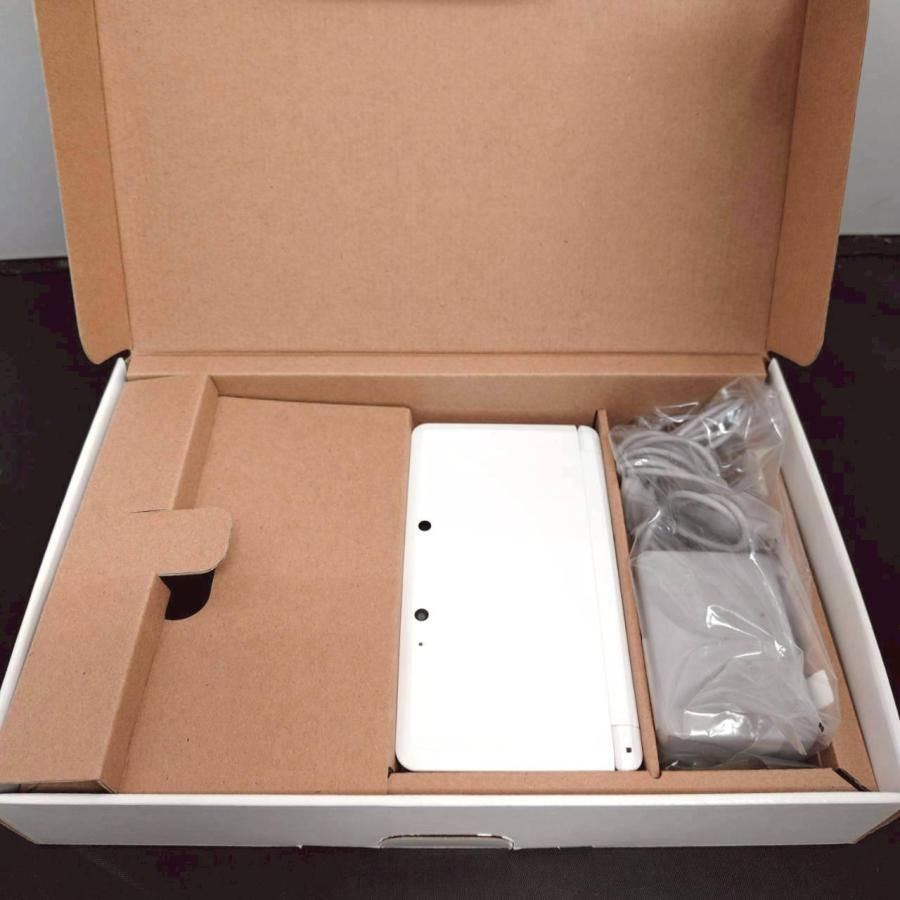 【送料無料】任天堂 3DS 本体 ピュアホワイト CTR-001 付属品完備/SP_3
