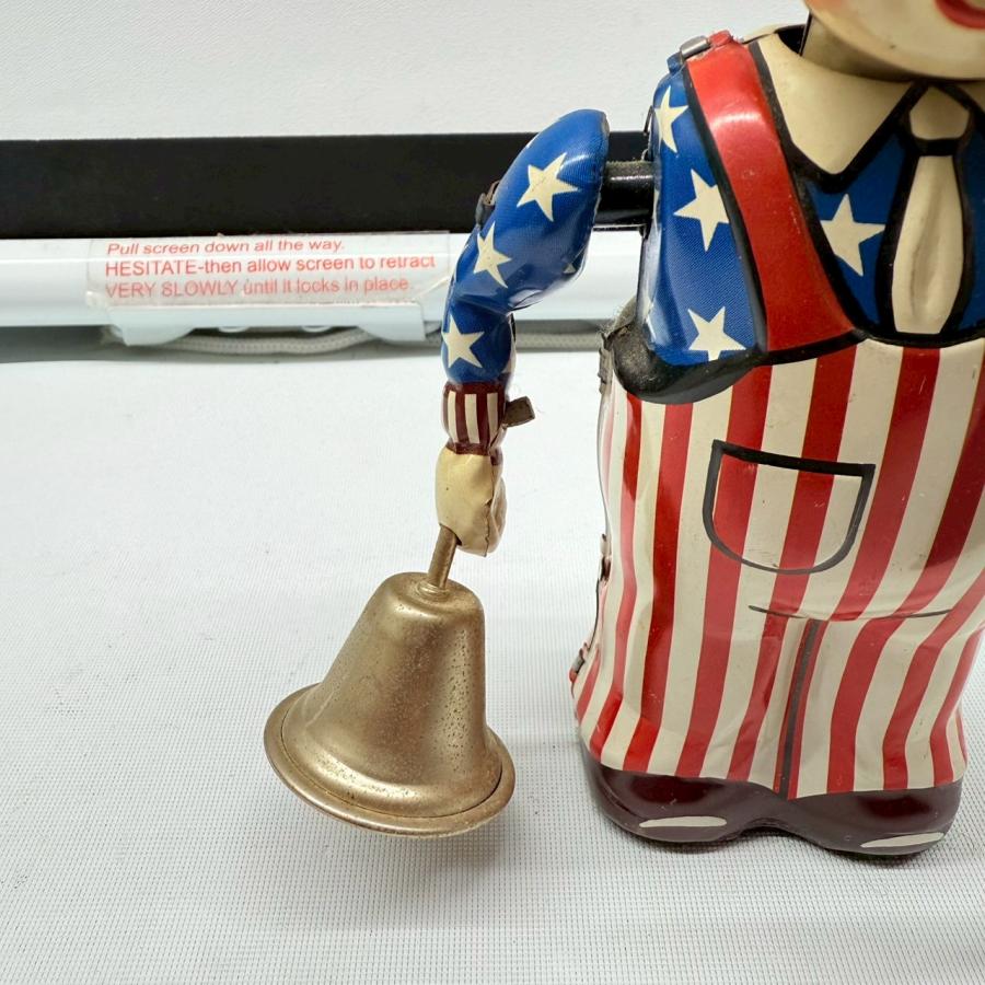 ブリキ おもちゃ ニュースボーイ ゼンマイ式 昭和レトロ/CP