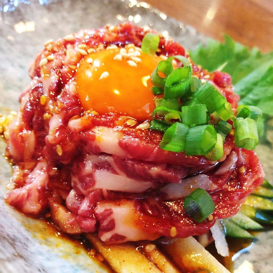 馬刺し 赤身 ブロック 1kg (50g×20p) 小分け 馬肉 生食用 馬肉ユッケ 桜肉 刺身 つまみ 爆買 |  | 05
