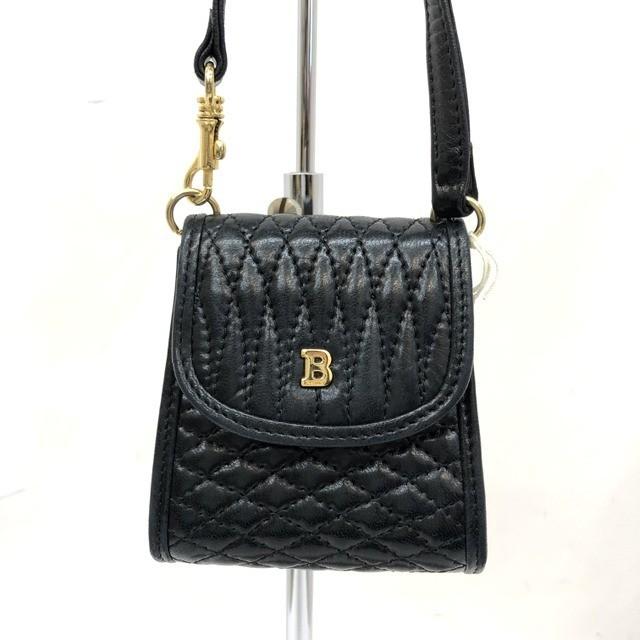 新着商品 Bally バリー バッグチャーム アクセサリー 小物入れ アクセサリーポーチ チャームバッグ ステッチ ブラック Bロゴ レザー Ryb8574 新しい到着 Www Muslimaidusa Org