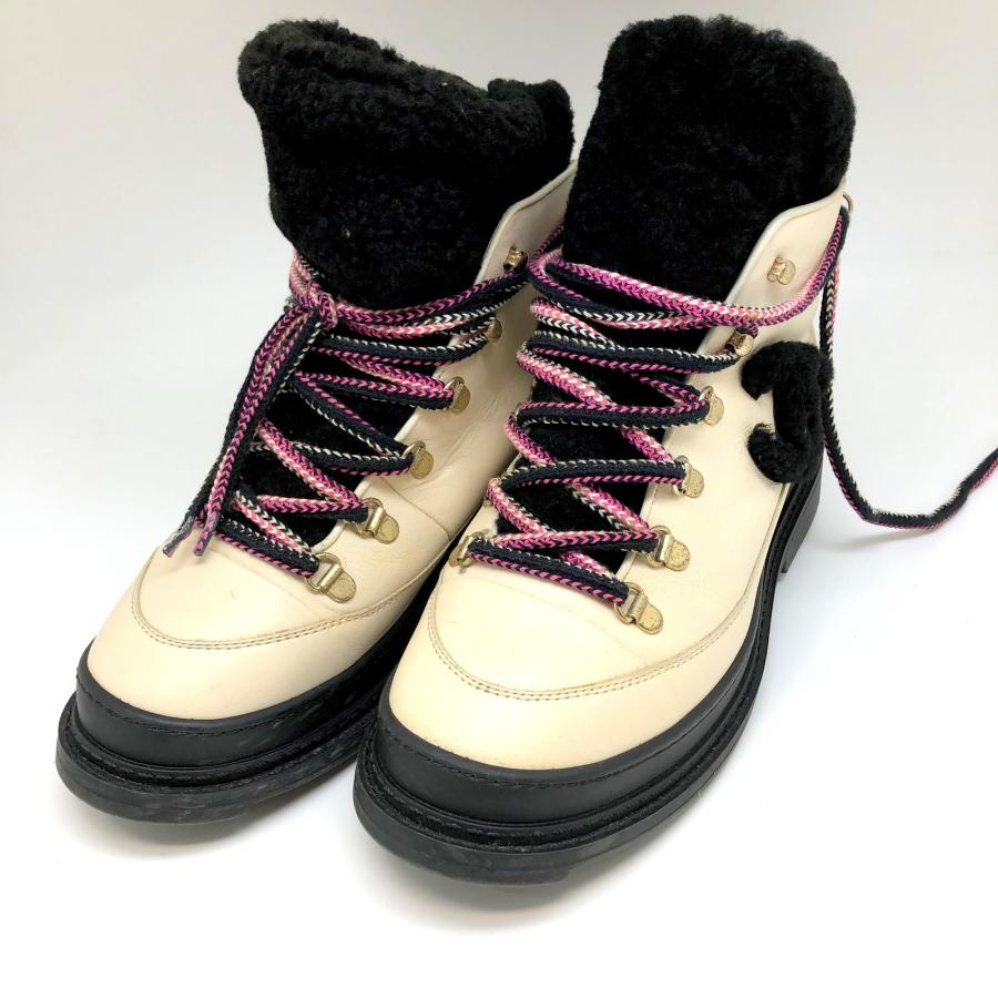CHANEL スノーブーツ　ボアブーツ　ムートンブーツ 1133953_1.jpg