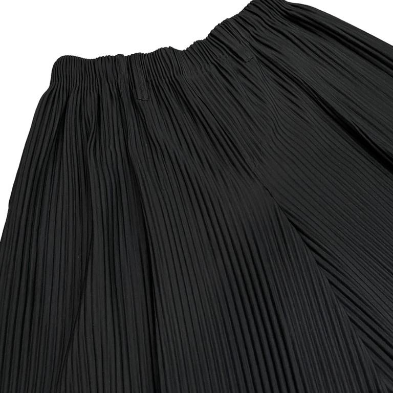HOMME PLISSE ISSEY MIYAKE 【men3485I】 裾ボタンプリーツ HOMME PLISSE ISSEY MIYAKE 【men3485I】 裾ボタンプリーツ