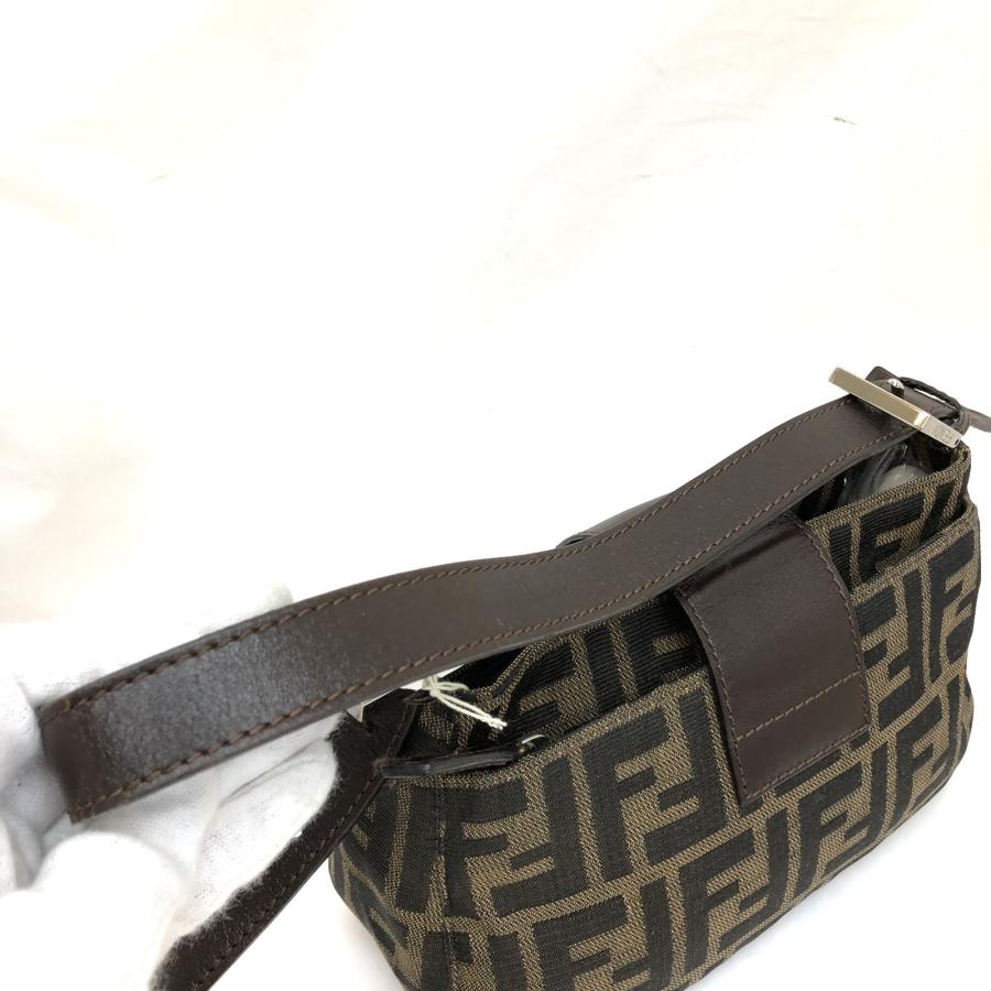 極美品 FENDI フェンディ アクセサリーポーチ ミニハンドバッグ 極美品 FENDI フェンディ アクセサリーポーチ ミニハンドバッグ