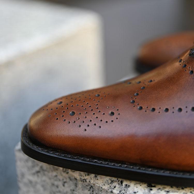 サンリオ新店推荐 大人気GENTIQUE ジェンティーク GRAFIS グラフィス ホールカット 11832 FB ブラウン 高齢者向け