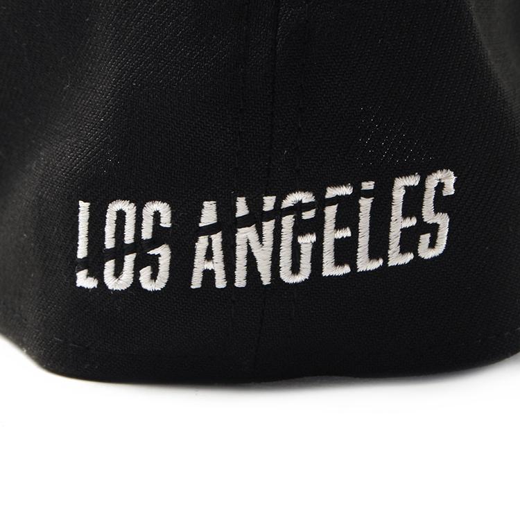 新品 新品❤️ ロゴ刺繍 フレアダウンUS限定 軽量RDS パッカブル(L)黒 NEW ERA（ニューエラ） 39THIRTY MLB City Connect Los Angeles