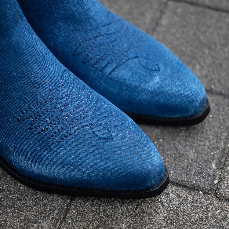 GUESS（ゲス） GINETTE2 ショートウエスタンブーツ ブルー 値下げしま