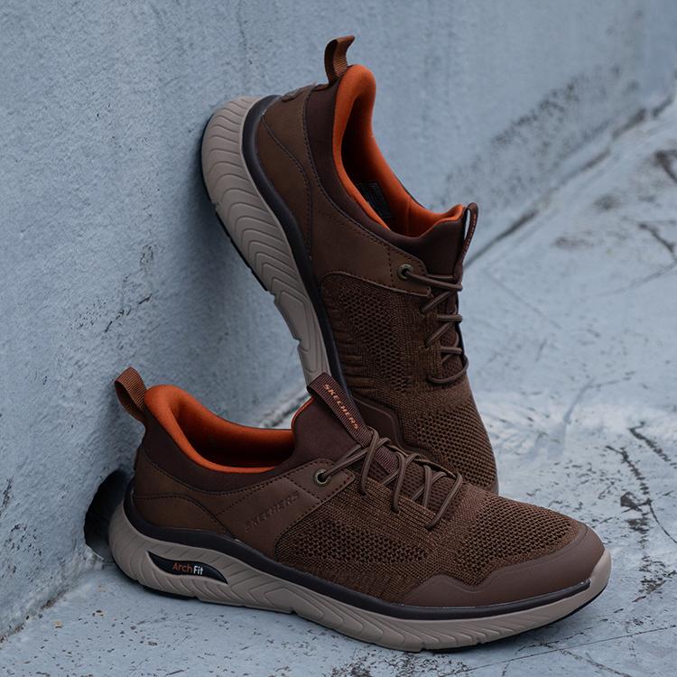 SKECHERS（スケッチャーズ） SLIP-INS スリップインズ アーチ フィット