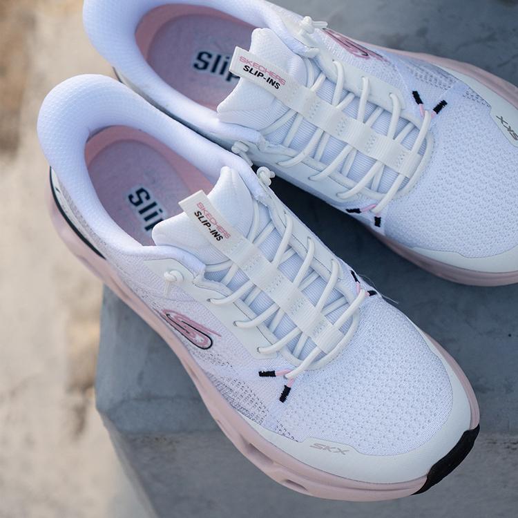 SKECHERS（スケッチャーズ） SLIP-INS スリップインズ グライド