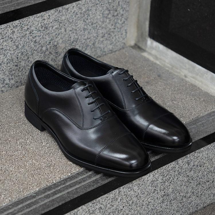 【美品】Bee by MADRAS 26 ストレートチップ ゴアテックス 黒 ビークラシック byマドラス メンズ 防水 内羽根 ストレートチップ