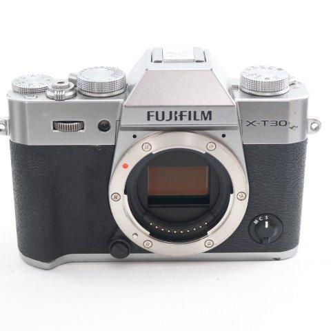 富士フイルム(FUJIFILM) ミラーレス一眼カメラ X-T30ボディ シルバー X-T30-Sの画像