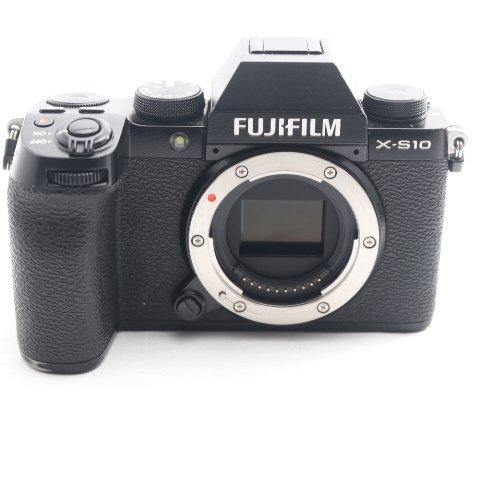 富士フイルム(FUJIFILM) ミラーレスデジタルカメラ X-S10 ボディ F