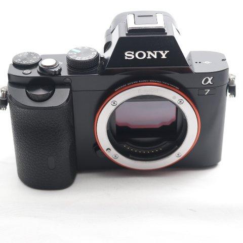 ソニー SONY ミラーレス一眼 α7 ボディ ILCE-7 : ネクストパーソン