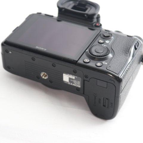 SONY(ソニー) フルサイズ ミラーレス一眼カメラ α7III ボディ(レンズ 