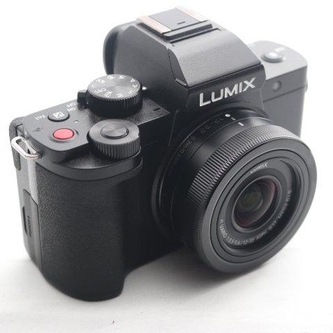 【値下げ中】ミラーレス一眼 LUMIX G100V 標準ズームレンズ グリップ付 パナソニック LUMIX G100(DC-G100V) 標準ズームレンズキット