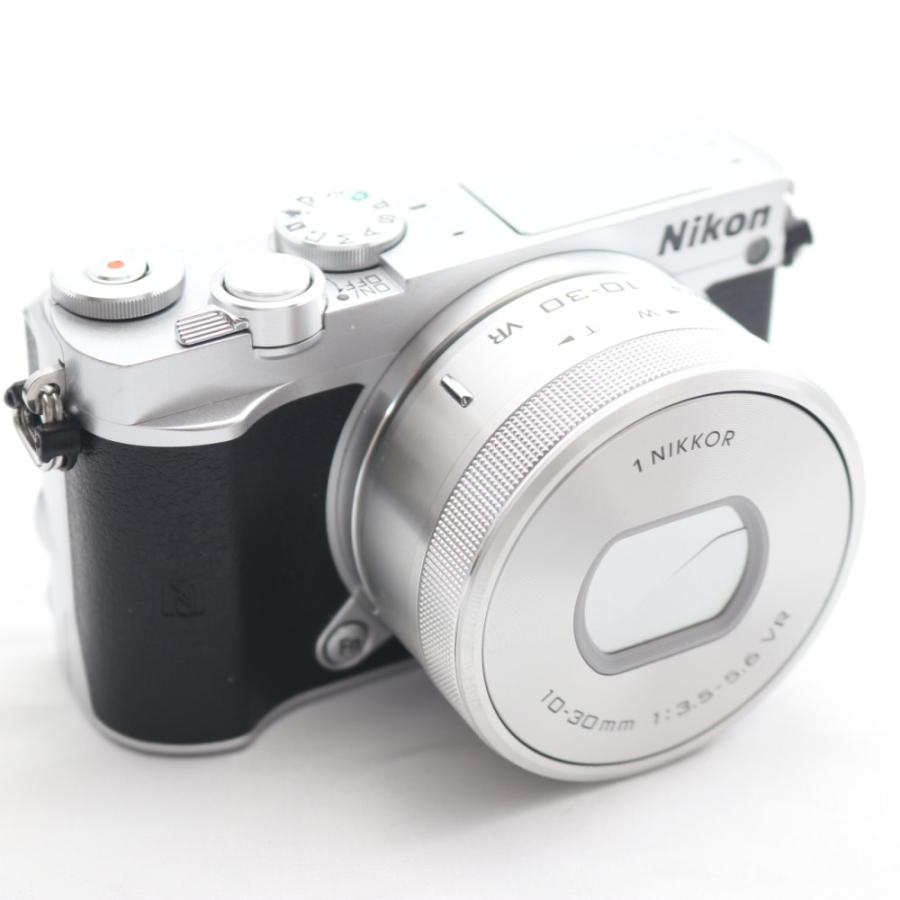 Nikon ミラーレス一眼 Nikon1 J5 ダブルズームキット シルバー J5WZSL