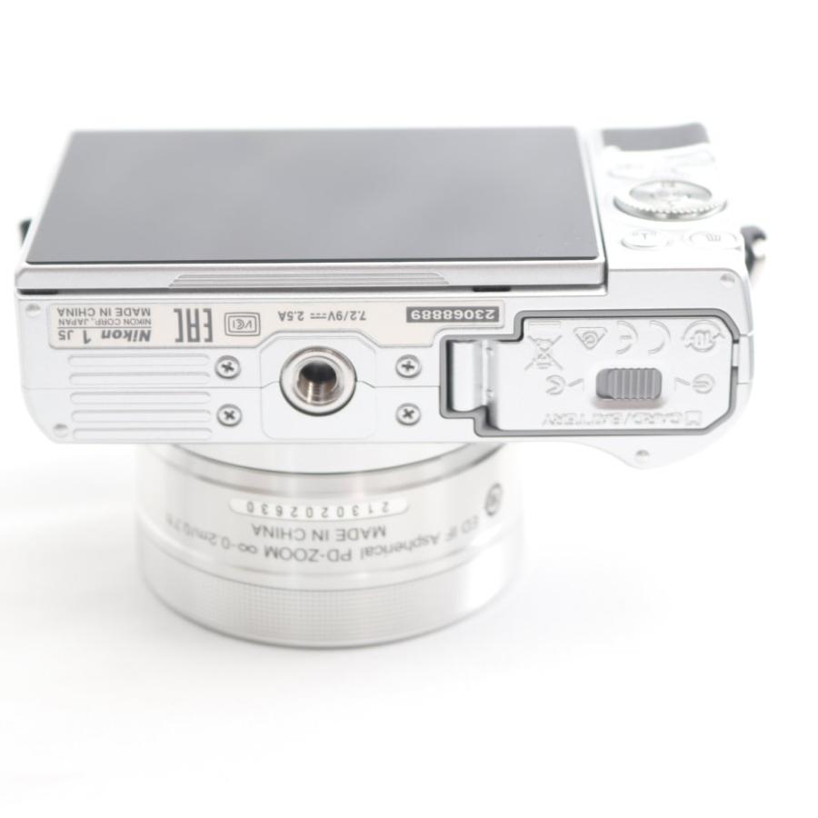 Nikon ミラーレス一眼 Nikon1 J5 ダブルズームキット シルバー J5WZSL