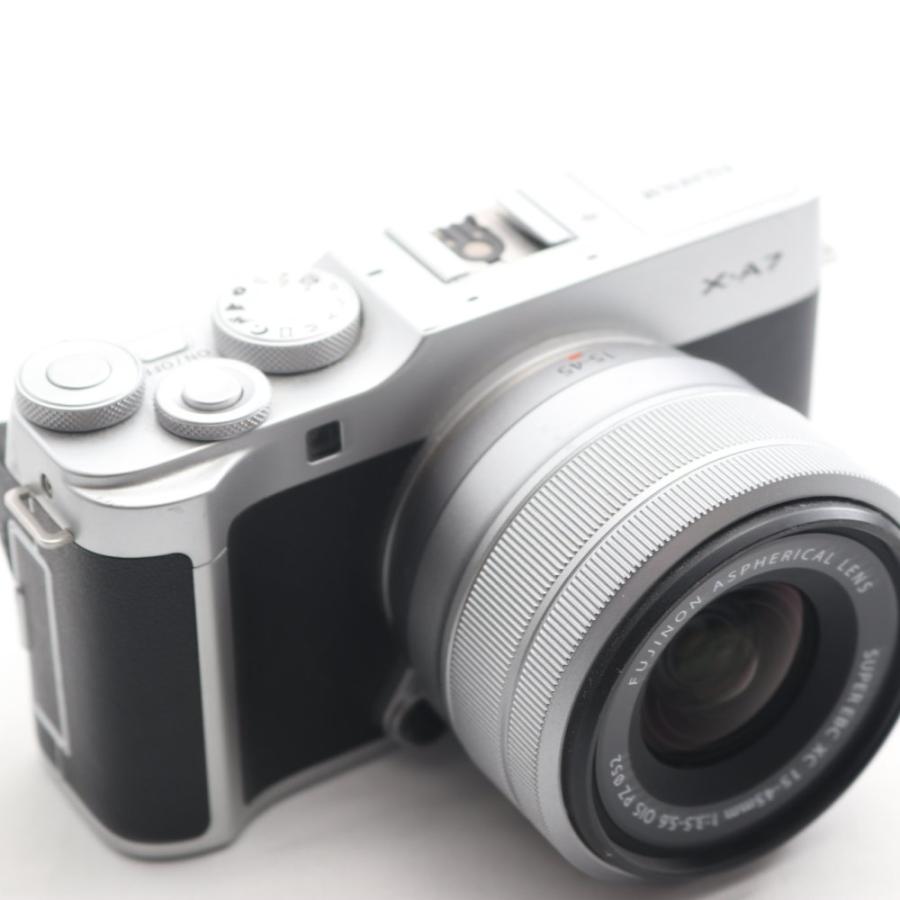 富士フイルム(FUJIFILM) ミラーレス一眼カメラ X-A7レンズキット シルバー X-A7LK-Sの画像