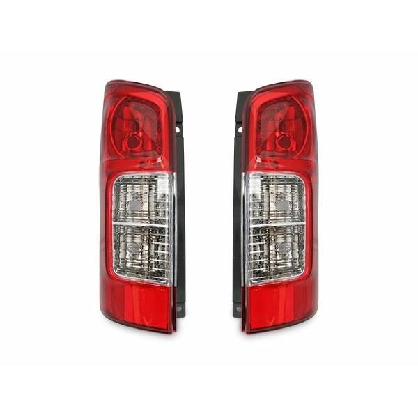 日産（NISSAN） キャラバン NV350 テールランプ 左右セット E26系 純正