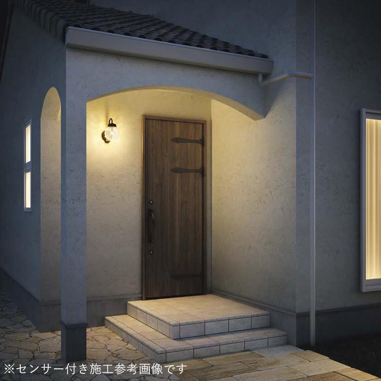 玄関照明 Led照明 アンティーク風 レトロ ひび焼きガラス照明 Led交換可能 人感センサ付 100v あすつく Hki0004 ナチュラルガーデンハウス 通販 Yahoo ショッピング