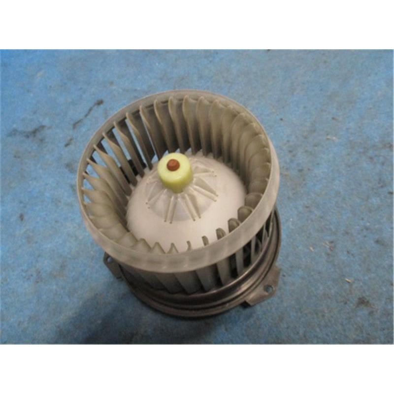 27220-WD000 日産 ブロアモーター VFY11等 27220-WD000 日産 ブロアモーター VFY11等 - メルカリ