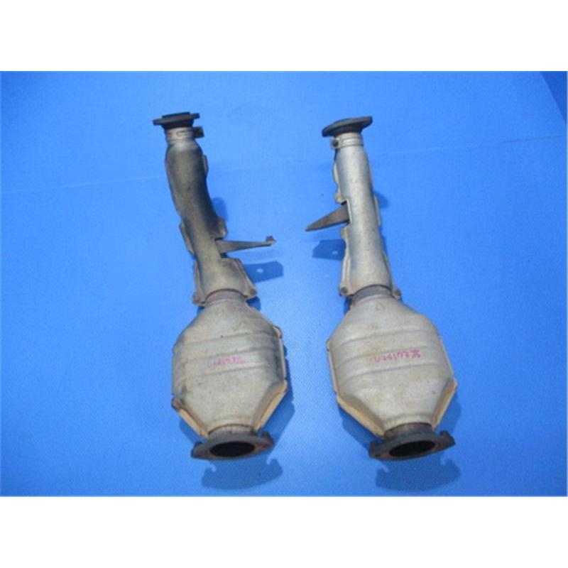トヨタ 純正 クラウンマジェスタ 《 UZS173 》 触媒 17450-50080 トヨタ 純正 クラウンマジェスタ 《 UZS173 》 触媒 17450-50080