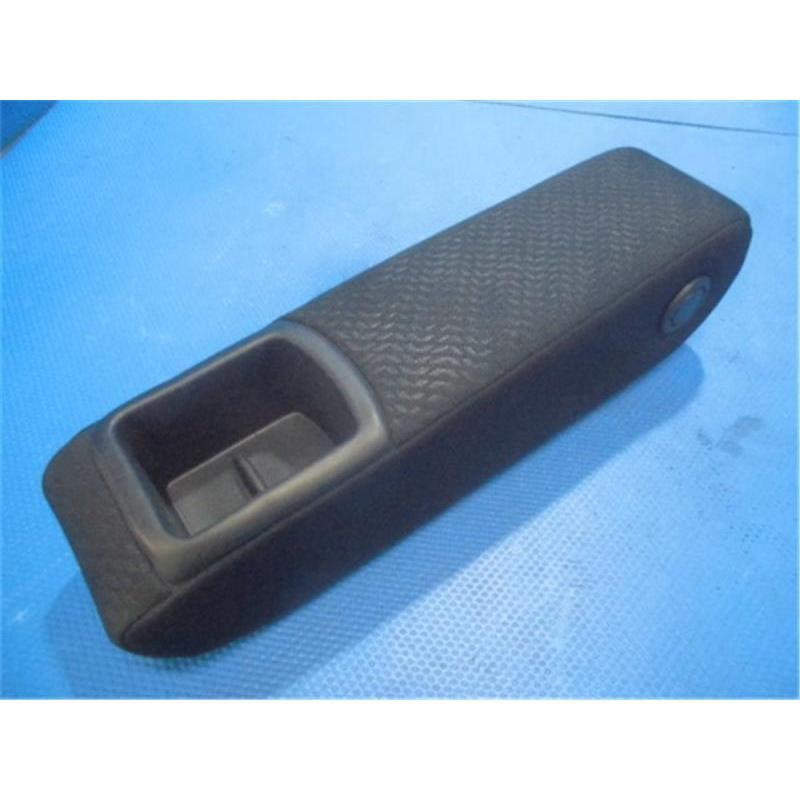 ホンダ 純正 N-BOX 《 JF2 》 アームレスト P10100-23020467 : NGP