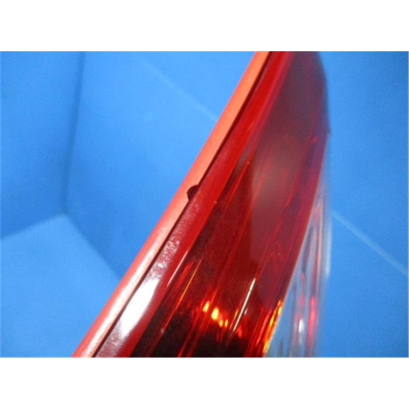 トヨタ 純正 オーリス 《 NZE154H 》 右テールランプ 81550