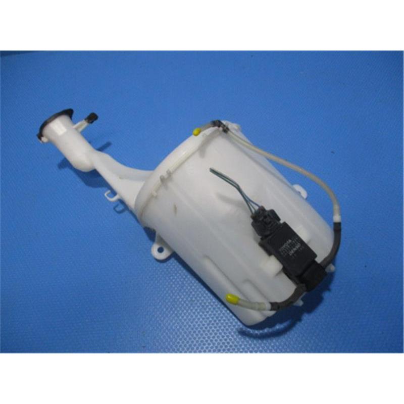 トヨタ 純正 イスト 《 NCP65 》 ウォッシャータンク 85315-52030 