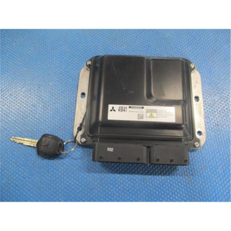 三菱 純正 パジェロ 《 V98W 》 エンジンコンピューター P10100