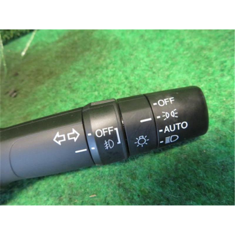 ホンダ 純正 N-ONE 《 JG2 》 ライトスイッチ 35255-TR0-U12 ホンダ 純正 N-ONE 《 JG2 》 ライトスイッチ 35255-TR0-U12