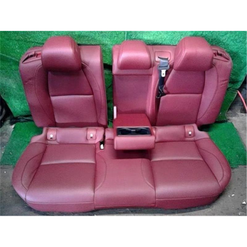 マツダ 純正 MAZDA3 《 BP8P 》 リアシート P10300-21005342 : NGP