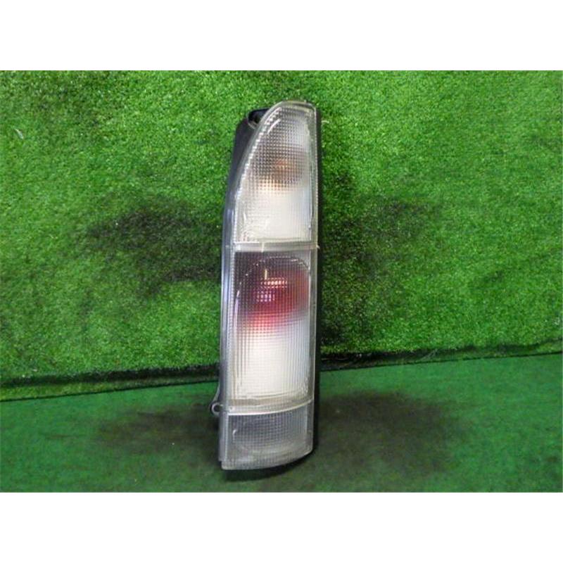 ダイハツ 純正 アトレー 《 S230G 》 右テールランプ P10300-22009073