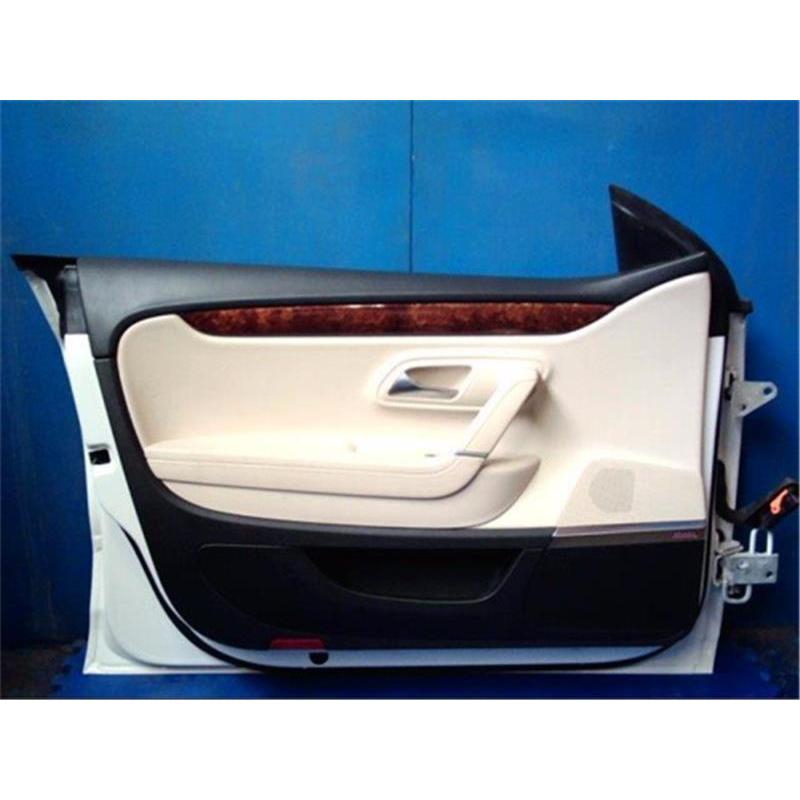 ワーゲン 純正 パサート 《 3CBWSC 》 左フロントドア P10400-20000469 