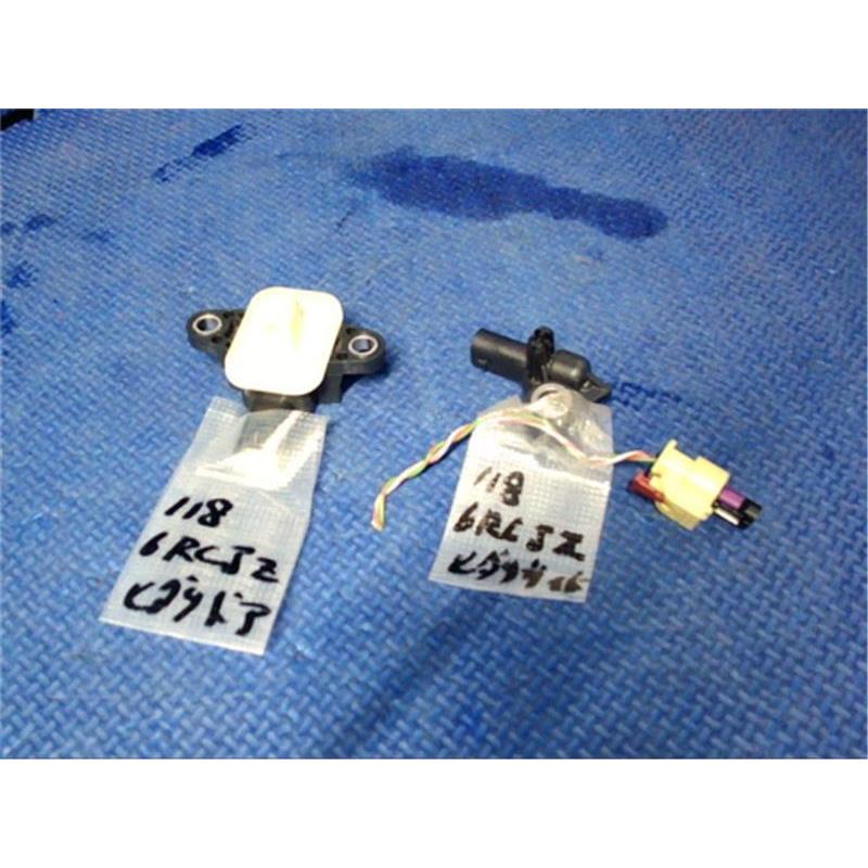 ワーゲン 純正 ポロ 《 6RCJZ 》 エアバックセンサー P10400 ワーゲン 純正 ポロ 《 6RCJZ 》 エアバックセンサー P10400