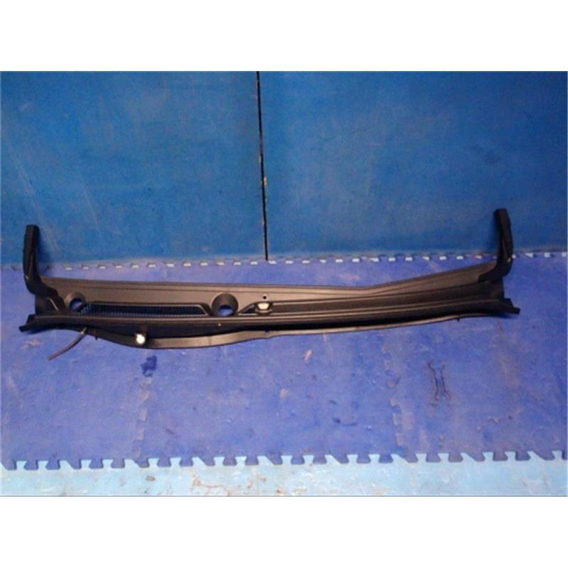 ホンダ 純正 N-WGN 《 JH4 》 カウルトップパネル 74215-TKR-000
