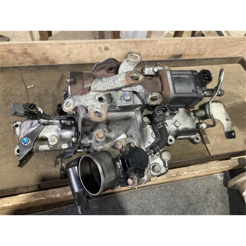 トヨタ 純正 ダイナ 《 XZU675 》 インテークマニホールド P10500-21023851 SEAL限定商品 トヨタ 純正 ダイナ 《 XZU675 》 インテークマニホールド P10500-21023851 SEAL限定商品