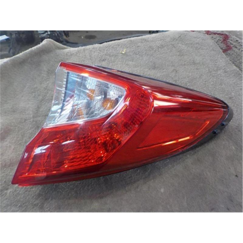 トヨタ 純正 C-HR 《 NGX50 》 右テールランプ P10500-22001560 : NGP
