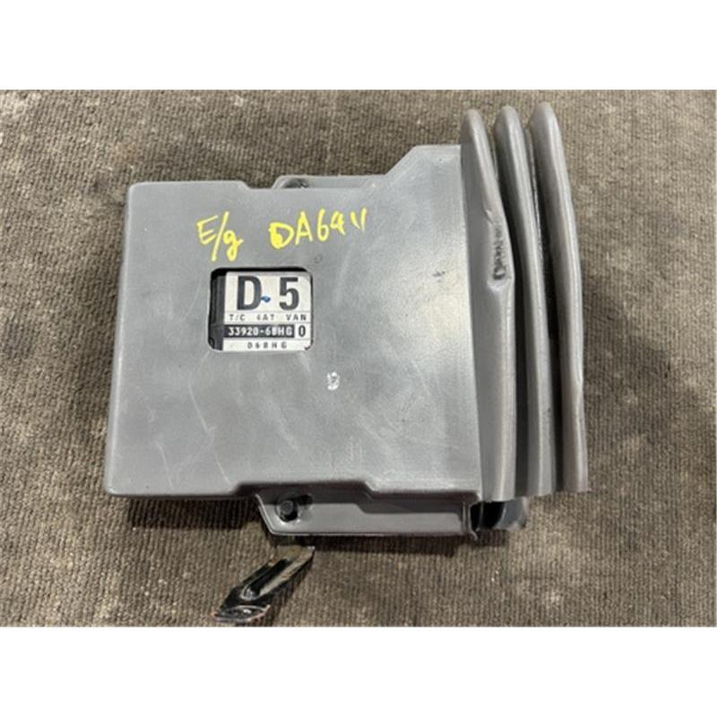 スズキ 純正 エブリィ 《 DA64V 》 エンジンコンピューター