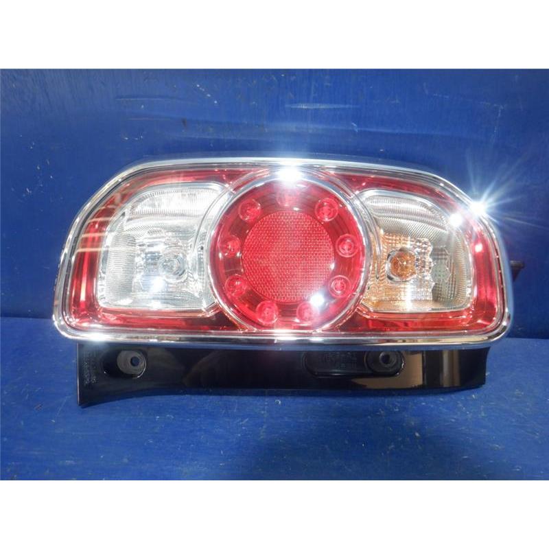スズキ 純正 ハスラー 《 MR41S 》 左テールランプ P10600-24002184