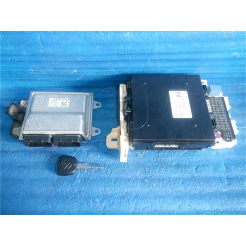 アルト用中古エンジンコンピューター3AT スズキ 純正 アルト 《 HA36S 》 エンジンコンピューター 33910-74P20