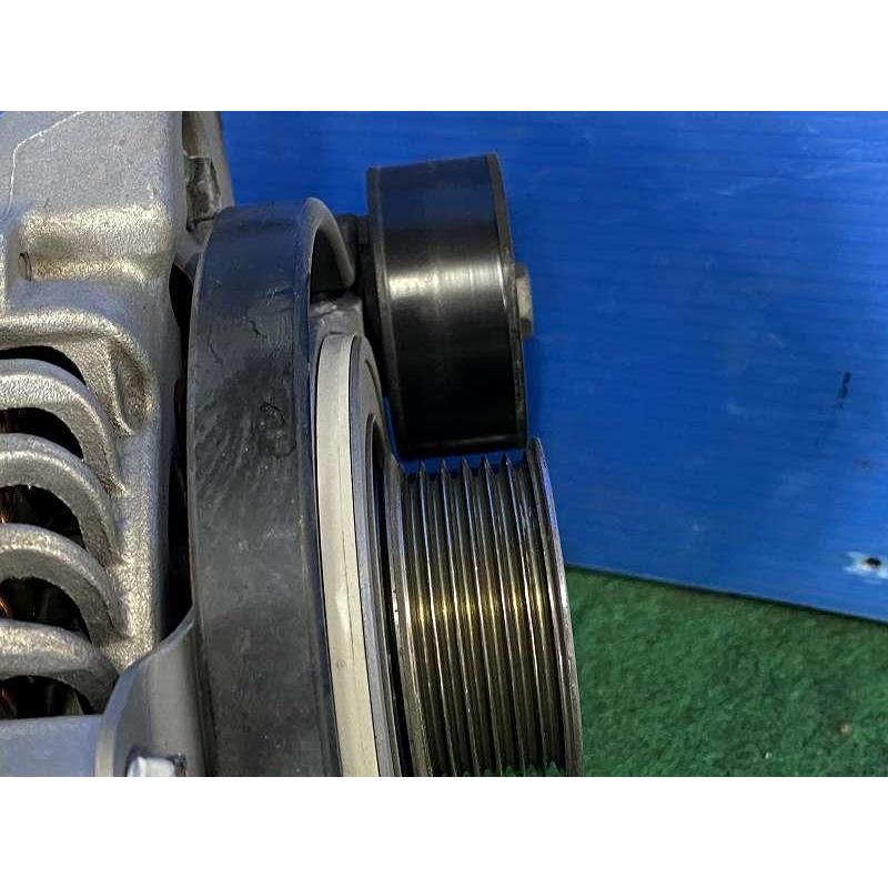 セレナ　オルタネーター 安心の6ヶ月保証 日産 セレナ C26 オルタネーター ダイナモ