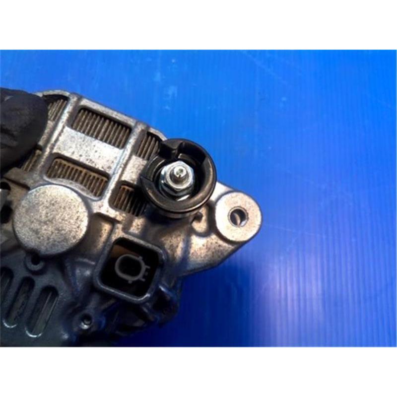 ホンダ 純正 N-BOX 《 JF2 》 オルタネーター 31100-5K6-J11 ホンダ 純正 N-BOX 《 JF2 》 オルタネーター 31100-5K6-J11