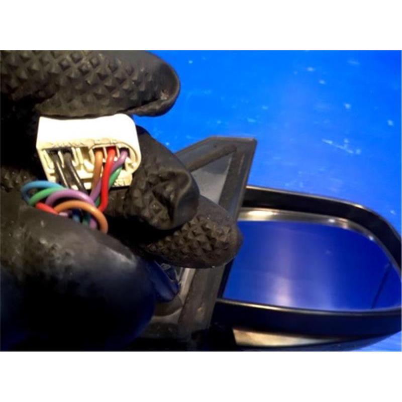 トヨタクラウン純正　右側　サイドミラー 送料込み 美品 210系 クラウン 純正 ドアミラー ASSY 右 8ピン