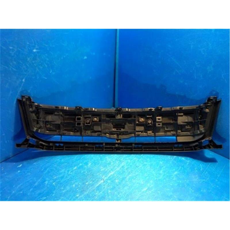 フリードスパイク フロントグリル GB3 ホンダ フリードスパイク ハイブリッド GB3 GP3 後期 純正