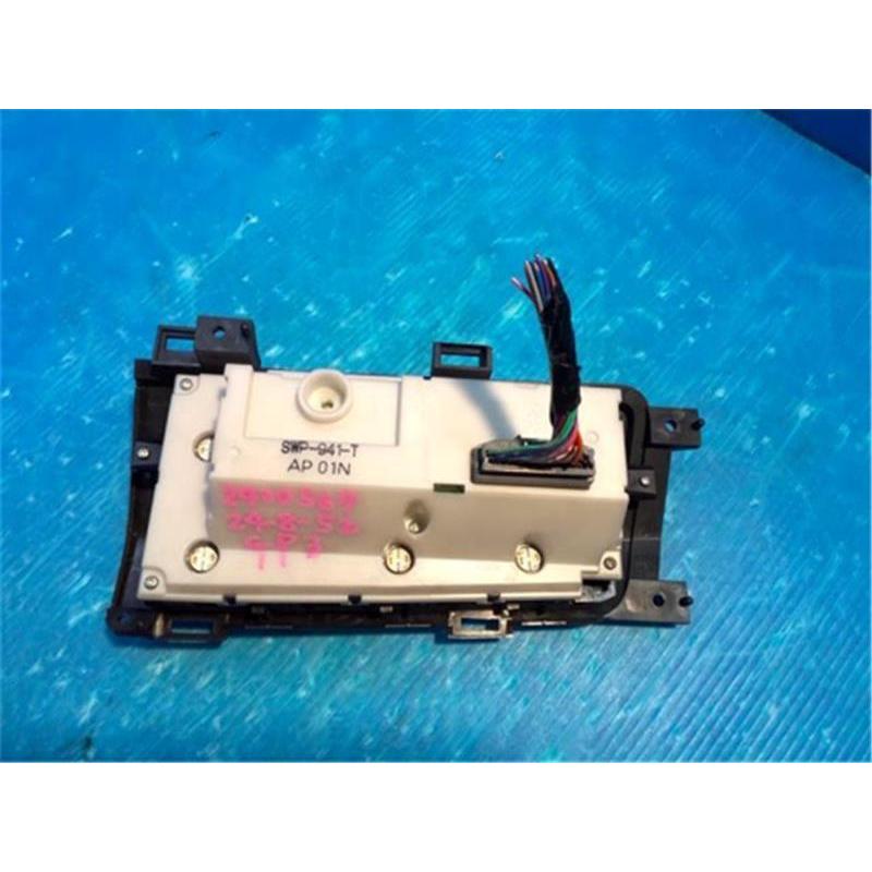 ホンダ 純正 フリードスパイク 《 GP3 》 エアコンスイッチ