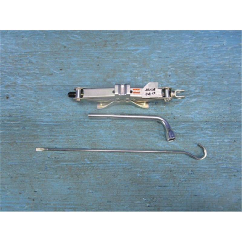 三菱 純正 ミニキャブ 《 DS17V 》 車載工具 P11700-22012985