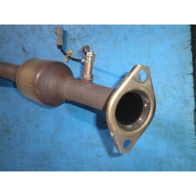 トヨタ 純正 アクア 《 MXPK16 》 フロントエキゾーストマフラー