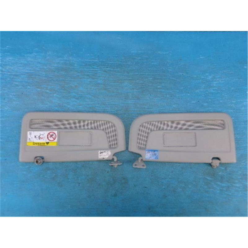 日産 純正 セレナ 《 GFNC27 》 サンバイザー 96400-7DA0A P11700